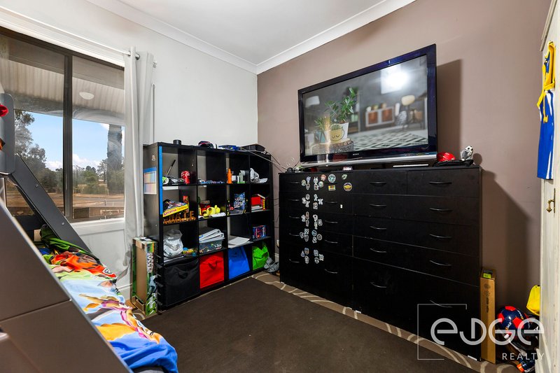 Photo - 30 Loftis Road, Elizabeth Downs SA 5113 - Image 9