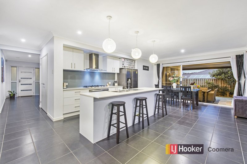 Photo - 30 Lysterfield Rise, Upper Coomera QLD 4209 - Image 4