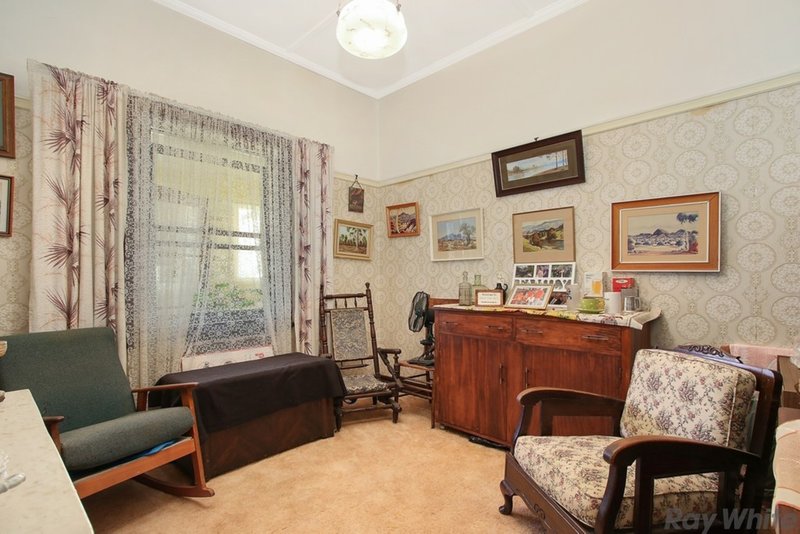 Photo - 30 Maginness Street, Benalla VIC 3672 - Image 7