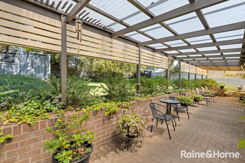 Photo - 30 Malbeck Drive, Reynella East SA 5161 - Image 15