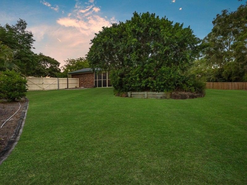 Photo - 30 Manet Crescent, Forest Lake QLD 4078 - Image 17