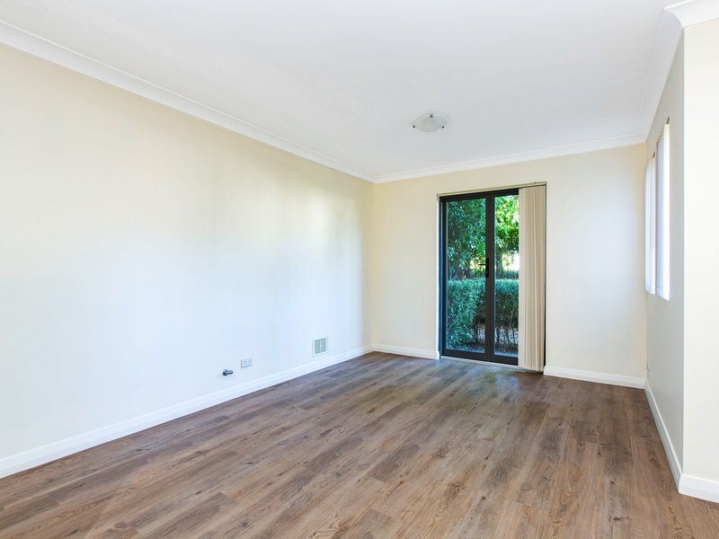 Photo - 30 Marabank Loop, Bunbury WA 6230 - Image 3