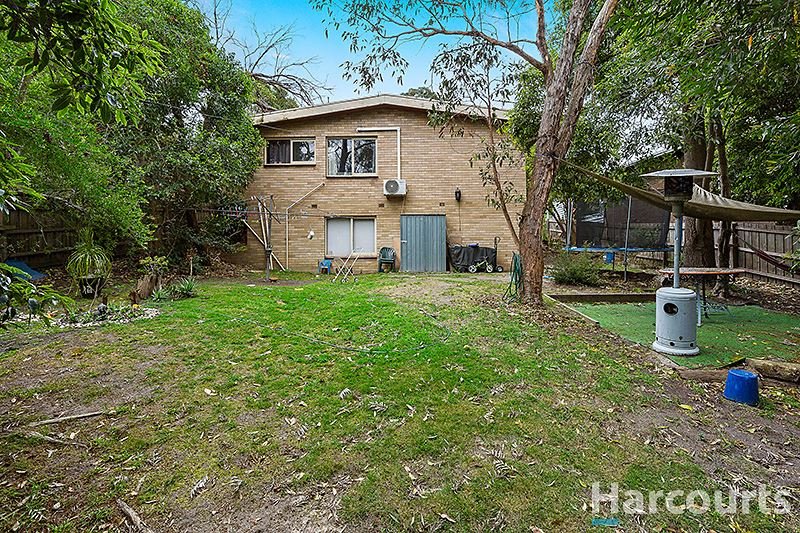 Photo - 30 Marianne Way, Mount Waverley VIC 3149 - Image 4