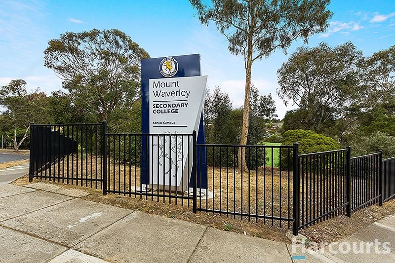 Photo - 30 Marianne Way, Mount Waverley VIC 3149 - Image 8