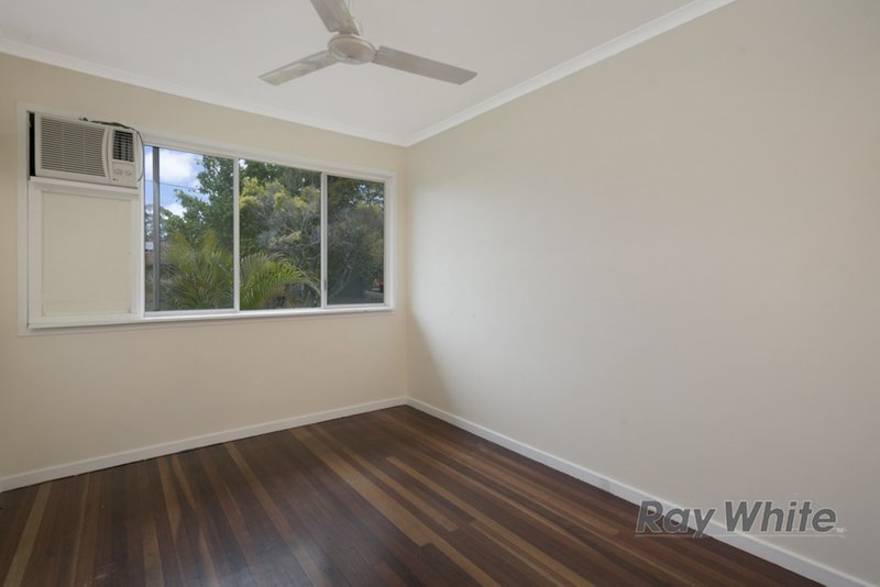 Photo - 30 Marina Street, Alexandra Hills QLD 4161 - Image 4