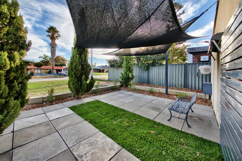 Photo - 30 Mario Way, Craigie WA 6025 - Image 3