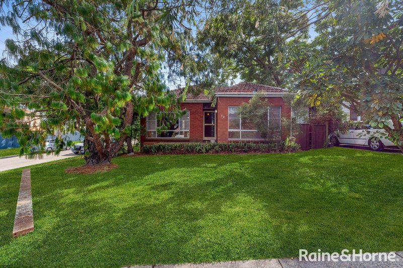 30 Martin Street, Roselands NSW 2196