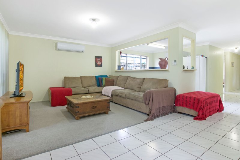 Photo - 30 Martins Drive , Kuluin QLD 4558 - Image 3