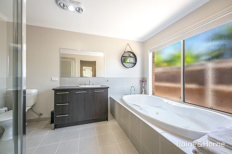 Photo - 30 Massie Circuit, Sunbury VIC 3429 - Image 9