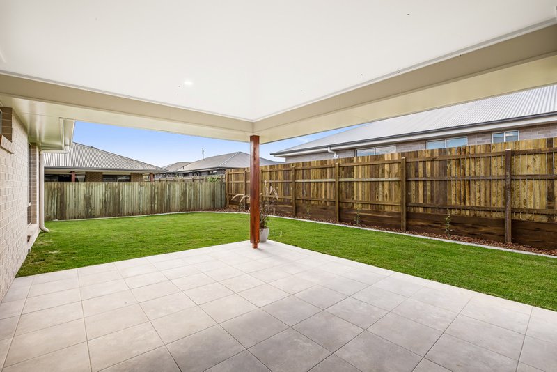 Photo - 30 Mcgee Drive, Kearneys Spring QLD 4350 - Image 16