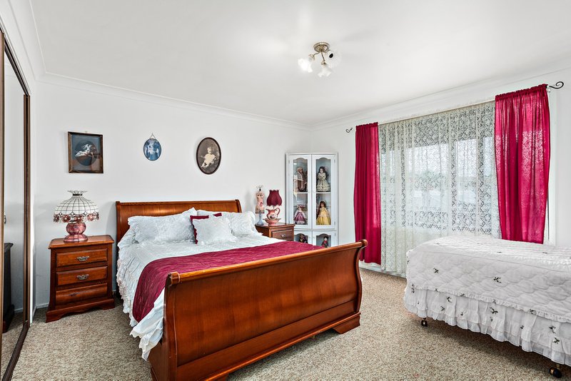 Photo - 30 Mcgregor Avenue, Barrack Heights NSW 2528 - Image 5