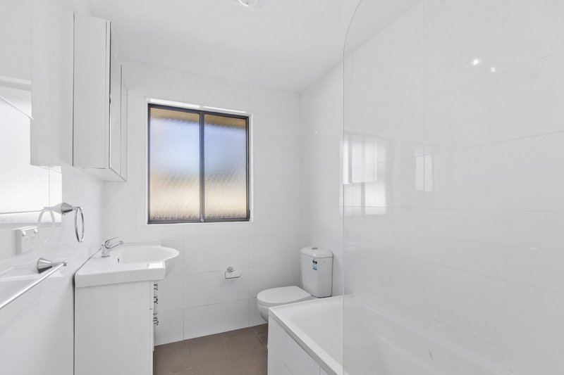 Photo - 30 Mclean Street, Killarney Vale NSW 2261 - Image 7
