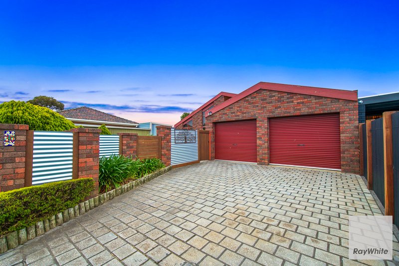 Photo - 30 Medina Road, Keilor Downs VIC 3038 - Image 2