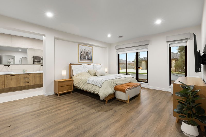 Photo - 30 Melville Avenue, Wallan VIC 3756 - Image 4