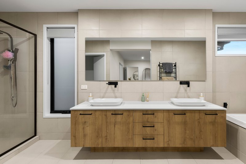 Photo - 30 Melville Avenue, Wallan VIC 3756 - Image 5