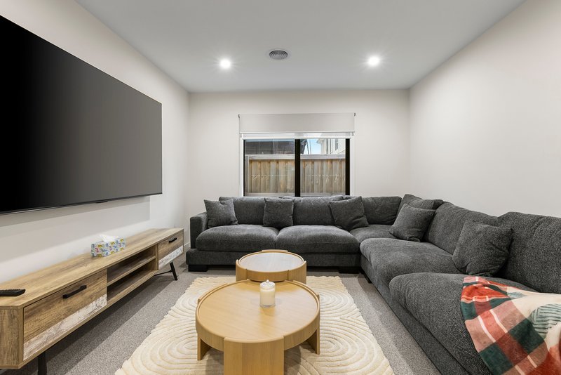 Photo - 30 Melville Avenue, Wallan VIC 3756 - Image 7