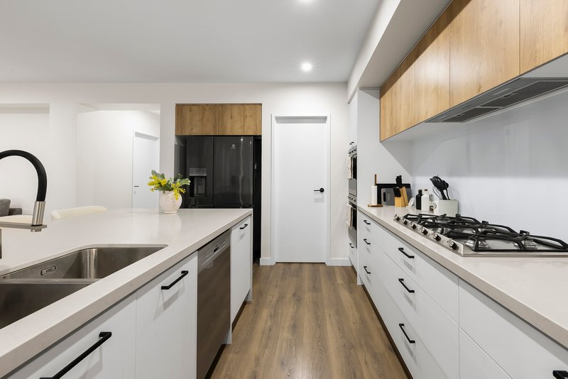 Photo - 30 Melville Avenue, Wallan VIC 3756 - Image 12