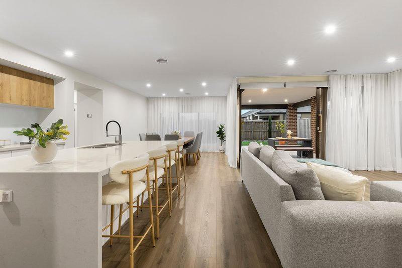 Photo - 30 Melville Avenue, Wallan VIC 3756 - Image 14