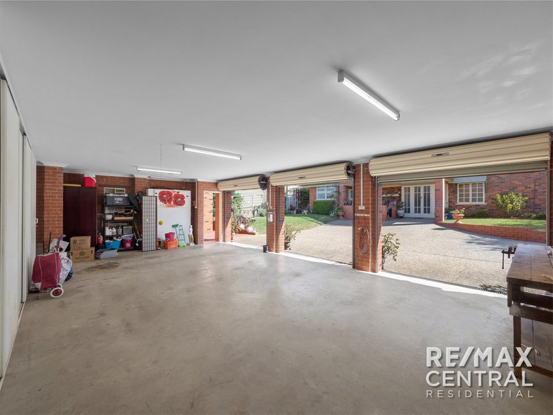 Photo - 30 Melville Terrace, Wynnum QLD 4178 - Image 30