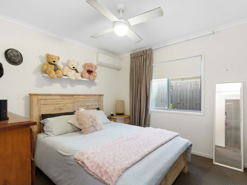 Photo - 30 Meredith Crescent, Baringa QLD 4551 - Image 8