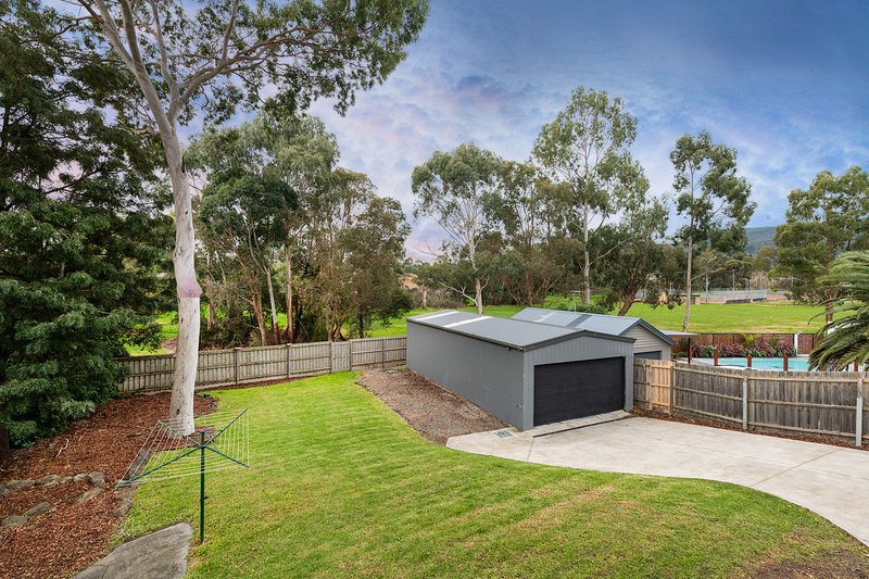 Photo - 30 Merricks Close, Ferntree Gully VIC 3156 - Image 17