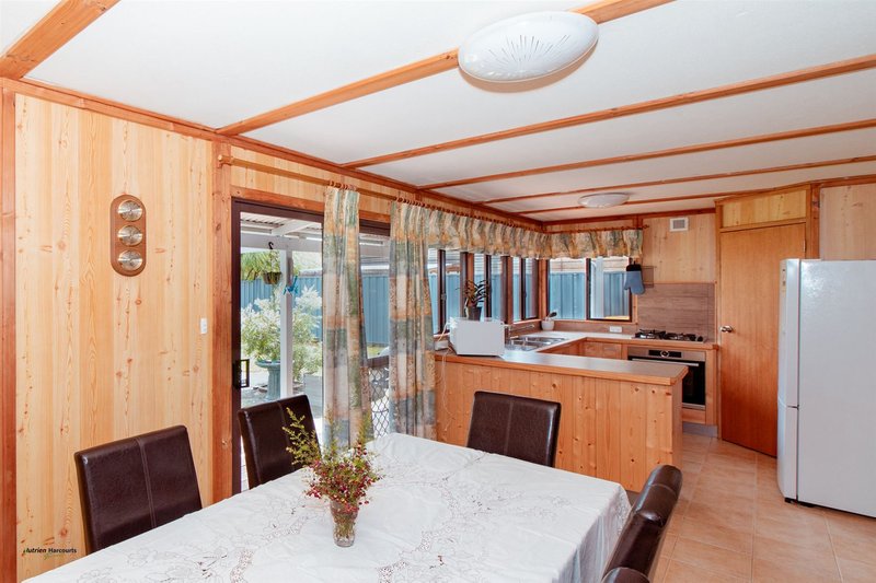 Photo - 30 Minsterly Road, Ocean Beach WA 6333 - Image 3