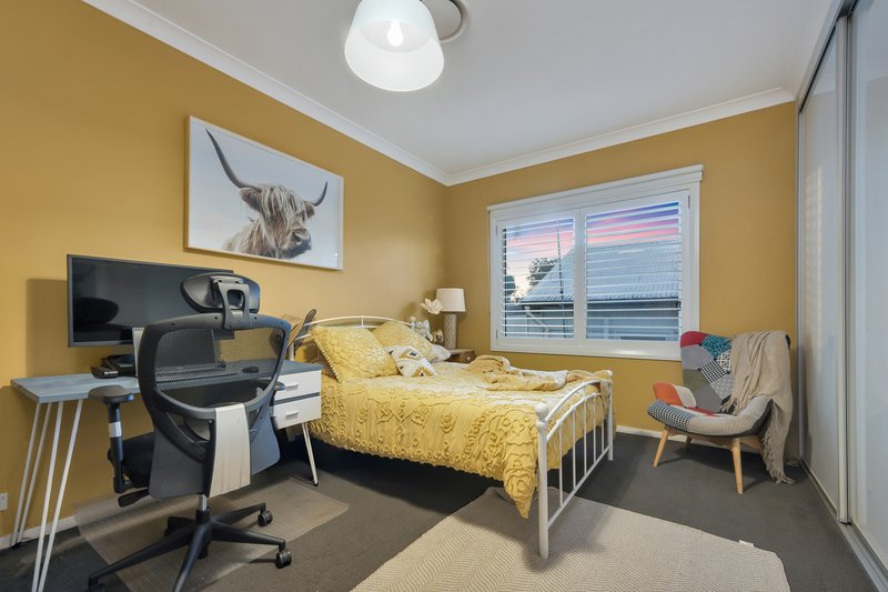 Photo - 30 Mirreen Avenue, Davistown NSW 2251 - Image 12