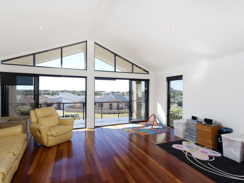 Photo - 30 Mistral Place, Old Bar NSW 2430 - Image 3