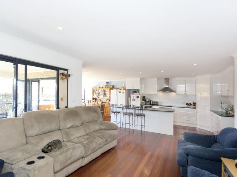 Photo - 30 Mistral Place, Old Bar NSW 2430 - Image 5