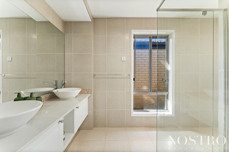 Photo - 30 Mombassa Drive, Wollert VIC 3750 - Image 15