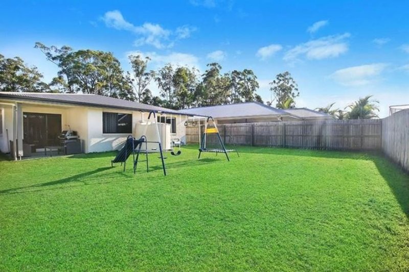 Photo - 30 Monarch Place, Beerwah QLD 4519 - Image 6