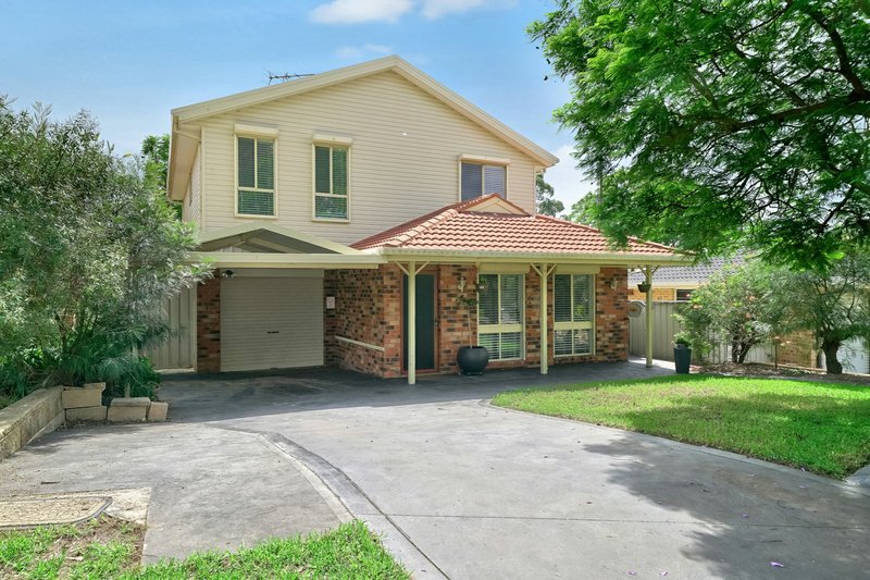30 Moncrieff Close, St Helens Park NSW 2560