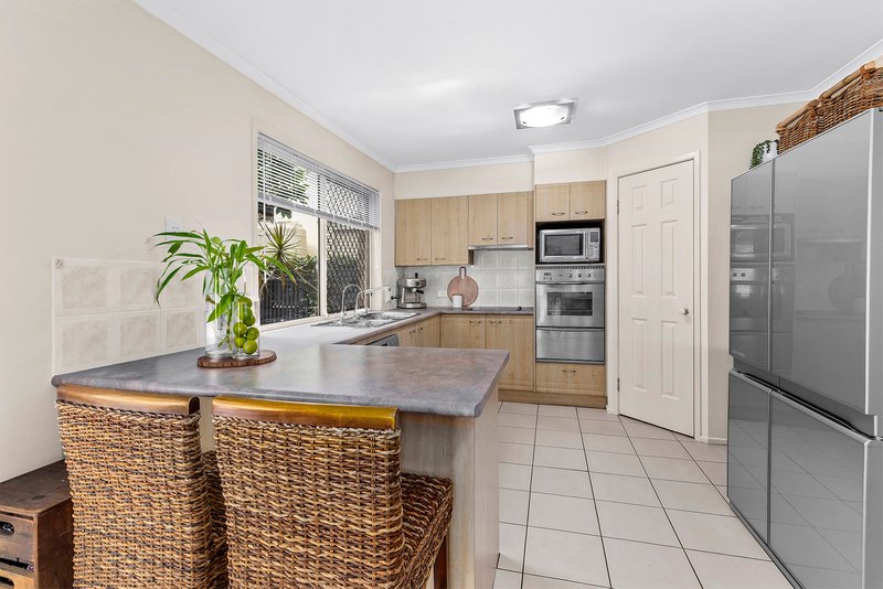 Photo - 30 Monroe Place, Mcdowall QLD 4053 - Image 7