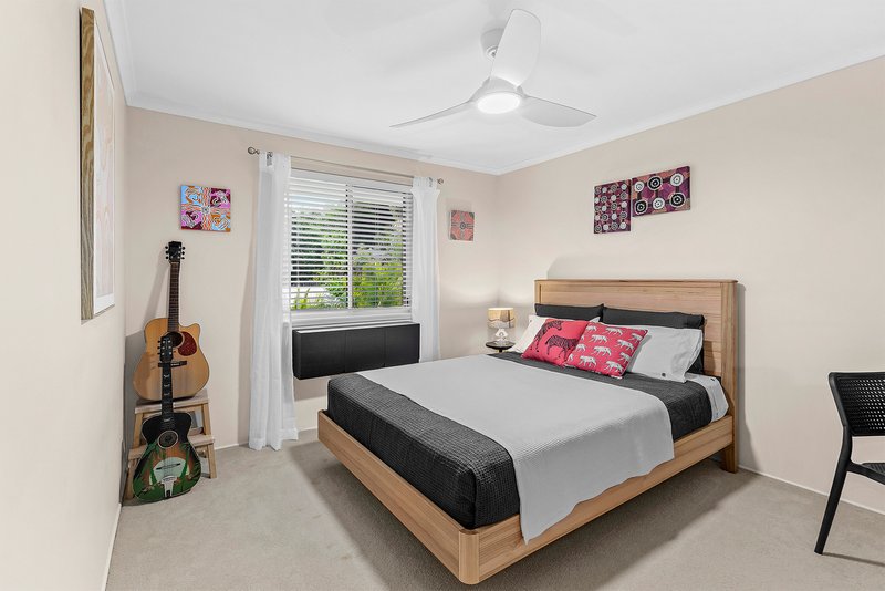 Photo - 30 Monroe Place, Mcdowall QLD 4053 - Image 12