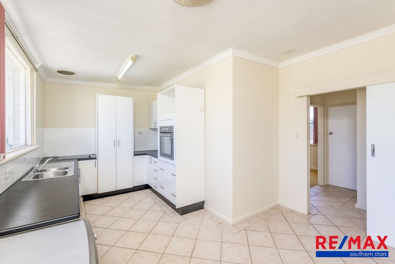 Photo - 30 Montrose Street, Lynwood WA 6147 - Image 11