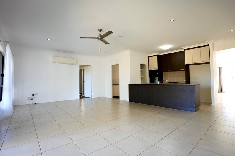 Photo - 30 Morris Street, Campwin Beach QLD 4737 - Image 7