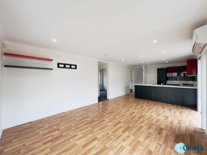 Photo - 30 Moston Crescent, Bertram WA 6167 - Image 11