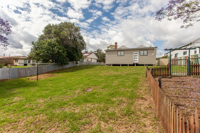 Photo - 30 Mount View Road, Cessnock NSW 2325 - Image 13