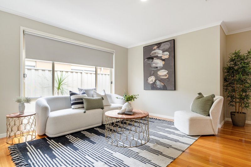 Photo - 30 Mulberry Pass, Craigieburn VIC 3064 - Image 7