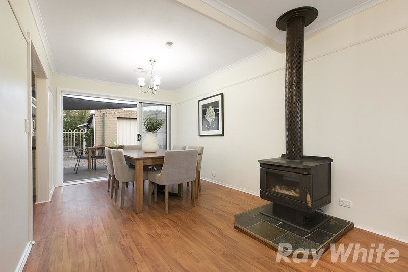 Photo - 30 Mulkarra Drive, Chelsea VIC 3196 - Image 5