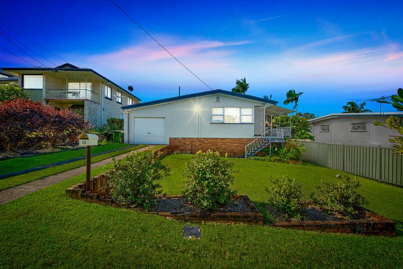 Photo - 30 Neal Street, Brighton QLD 4017 - Image 2