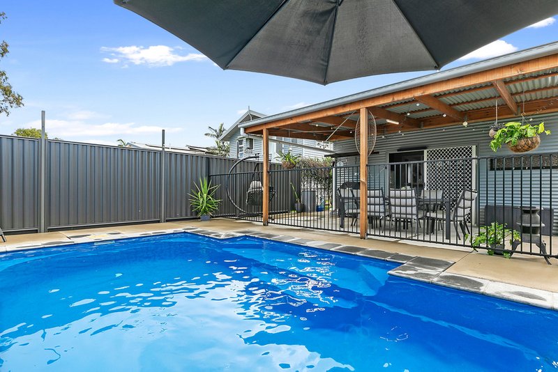 Photo - 30 Newhaven Street, Pialba QLD 4655 - Image 3