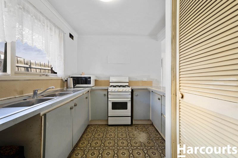 Photo - 30 Nicklaus Drive, Hoppers Crossing VIC 3029 - Image 5