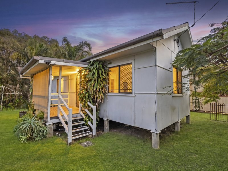 Photo - 30 North Street, Woorim QLD 4507 - Image 3
