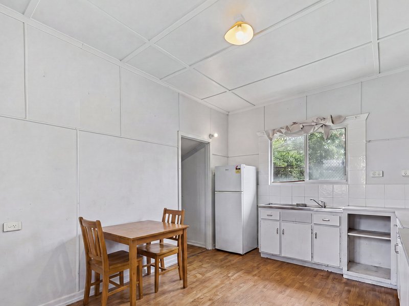 Photo - 30 North Street, Woorim QLD 4507 - Image 4