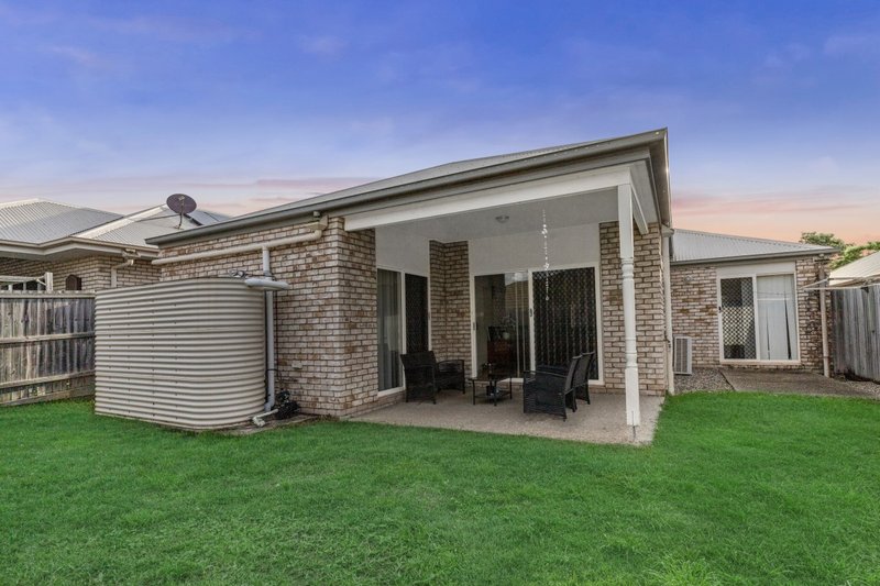 Photo - 30 Numbat Street, North Lakes QLD 4509 - Image 13