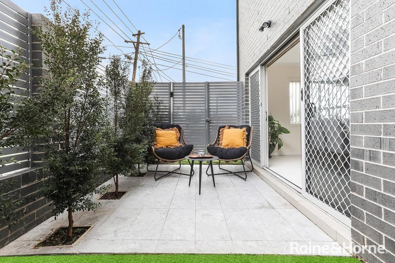 Photo - 30 Oatley Street, Kingsgrove NSW 2208 - Image 9