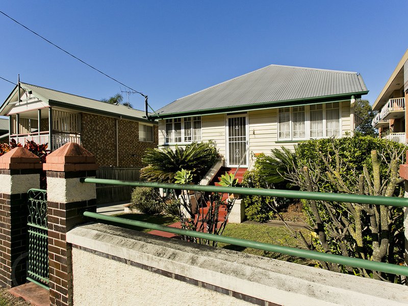 Photo - 30 Oliver Street, Nundah QLD 4012 - Image