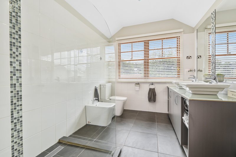 Photo - 30 O'Neil Road, Beaconsfield VIC 3807 - Image 12