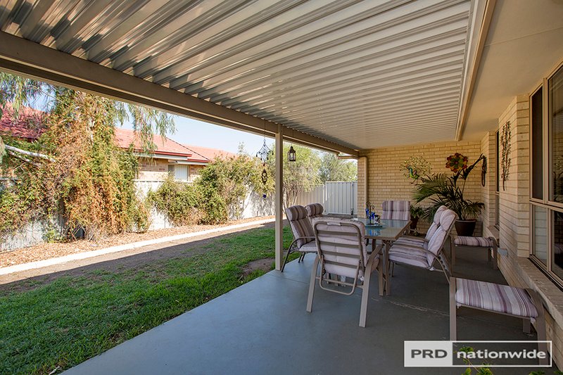 Photo - 30 Orley Drive, Tamworth NSW 2340 - Image 3